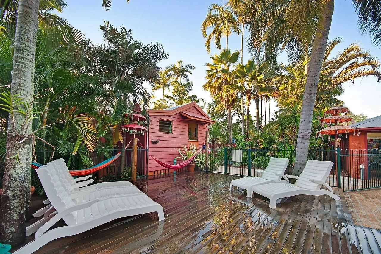 Travellers Oasis Hostel Cairns