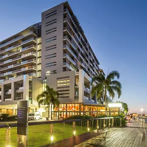4* Aparthotel The Sebel Harbour Lights
